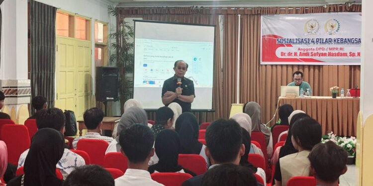 Ketua Komite I DPD RI, Andi Sofyan Hasdam, saat menggelar Sosialisasi Empat Pilar Kebangsaan di Kota Bontang, Minggu (14/12/2025).