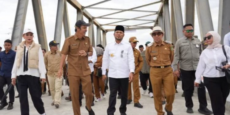 Gubernur Kaltim Resmikan Jembatan Nibung