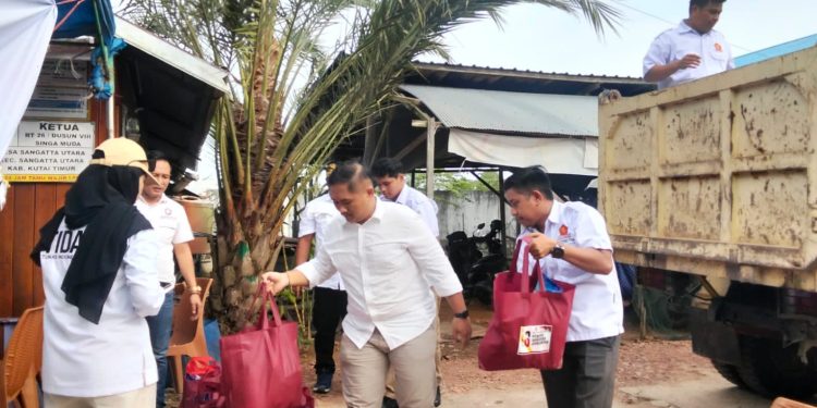 HUT ke-18 Partai Gerindra di Sangatta Utara, Kutai Timur, David Rante kunjungi warga(10/2/2026). (Istimewa)