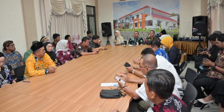 Rapat penyerahan SPPT-PBB 2026 di wilayah Bontang