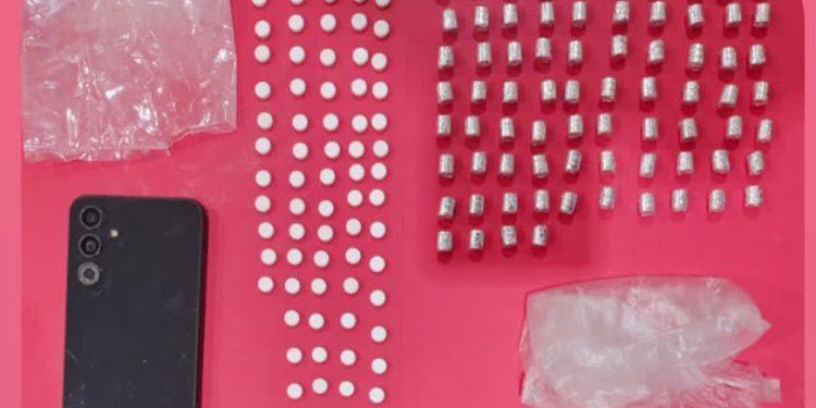 Barang bukti berupa pil diamankan Polres Bontang