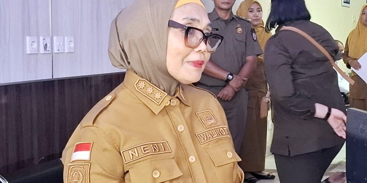 Wali Kota Bontang Neni Moerniaeni