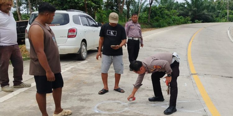 Olah TKP dan keterangan sejumlah saksi oleh Unit Gakkum Satlantas Polres Kutim