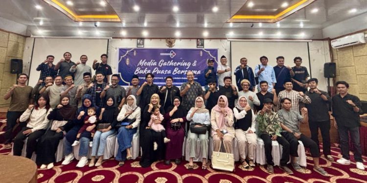 PT Swakarsa Sinarsentosa menggelar media gathering dan buka puasa bersama insan pers Kutai Timur