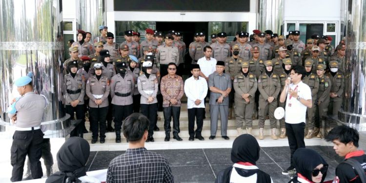 Aksi Demonstrasi, Polres Kutim Lakukan Pengamanan Humanis