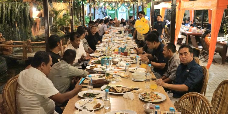 JMSI Kaltim dan Polda Kaltim buka puasa bersama