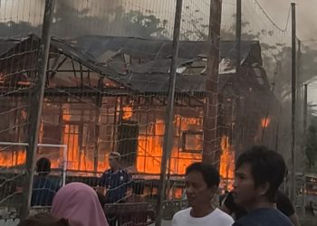 Kebakaran di Pujasera Guntung Bontang