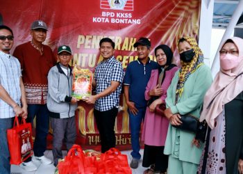 KKS Bontang Bagikan 150 Paket Sembako di Bulan Ramadan
