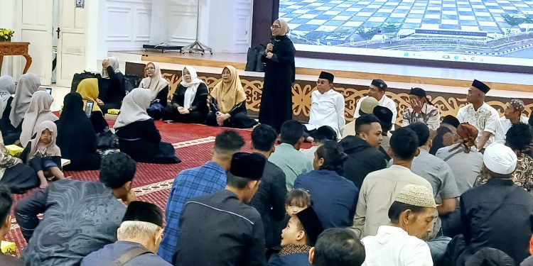 Wali Kota Bontang menggelar acara buka puasa bersama dengan Persatuan Wargi Sunda Bontang (PWSB). (Dok:Niwil)