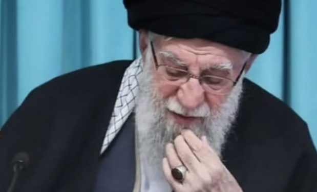 Ayatullah Ali Khamenei dilaporkan gugur