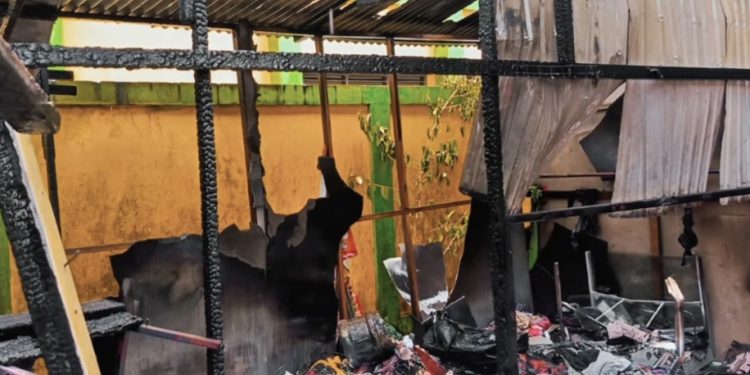 Kondisi rumah usai terbakar di Jalan Dr Wahidin, RT 08, Kelurahan Sangasanga Dalam