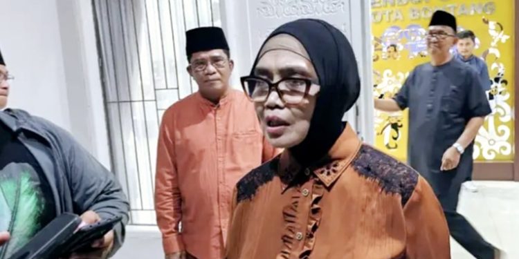 Wali Kota Bontang Neni Moerniaeni