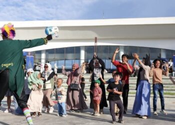 Para wisatawan yang berkunjung di IKN
