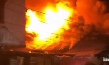 Kebakaran di arena Pasar Segiri Samarinda
