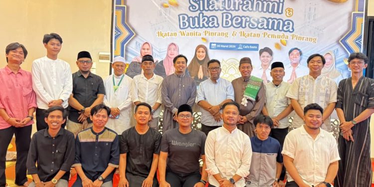 Buka bersama dan silaturahmi katan Wanita Pinrang (IWP) dan Ikatan Pemuda Pinrang (IPP), Jumat (6/3). (Istimewa)