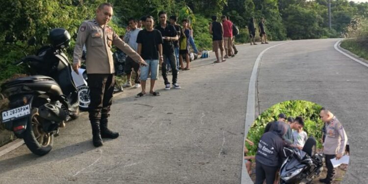 Saat Polsek Muara Wis tangani lakalantas. (Ist)