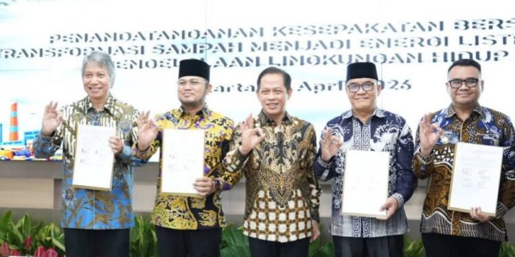 Penandatanganan Kerja Sama PSEL Samarinda Raya dan Balikpapan Raya