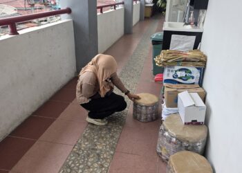 Kursi karya siswa-siswi SMPN 2 Bontang