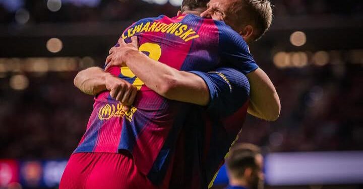 Selebrasi pemain Barcelona, Lewandowski dan Dani Olmo (Doc/Ist)