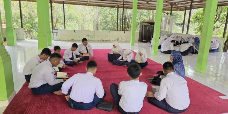 Suasana pembelajaran program UMMI SMPN 5 Bontang