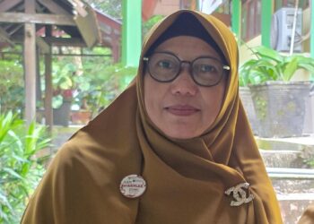 Wakil Kepala SMPN 5 Bontang, Sari Indrawati