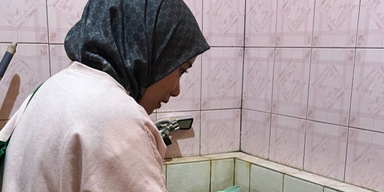 Kegitaan pemeriksaan jentik Dinkes Bontang