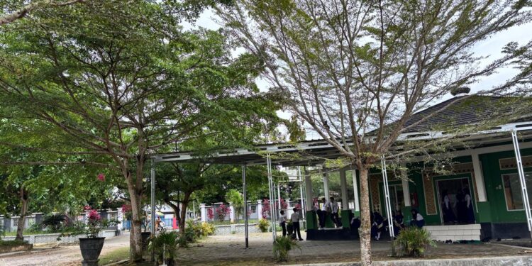 Halaman SMPN 8 Bontang