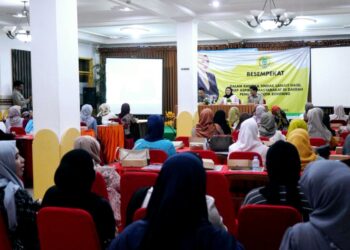 Anggota DPRD Kaltim, Shemy Permata Sari (SPS), dialog dengan warga di Dapilnya