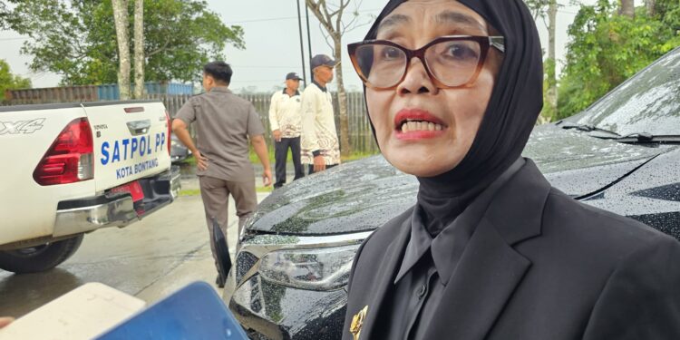 Wali Kota Bontang, Neni Moerniaeni,