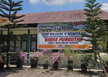 Halaman depan SMPN 4 Bontang