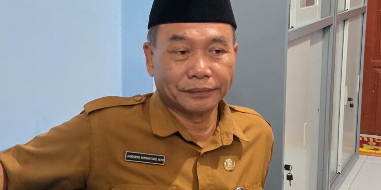 Kepala SDN 001 Bontang Utara, Langgeng Suprantoro