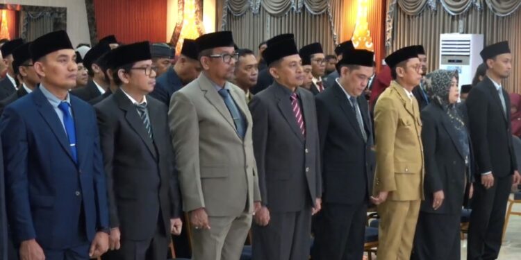 Proses pelantikan para pejabat di lingkup Pemkot Bontang