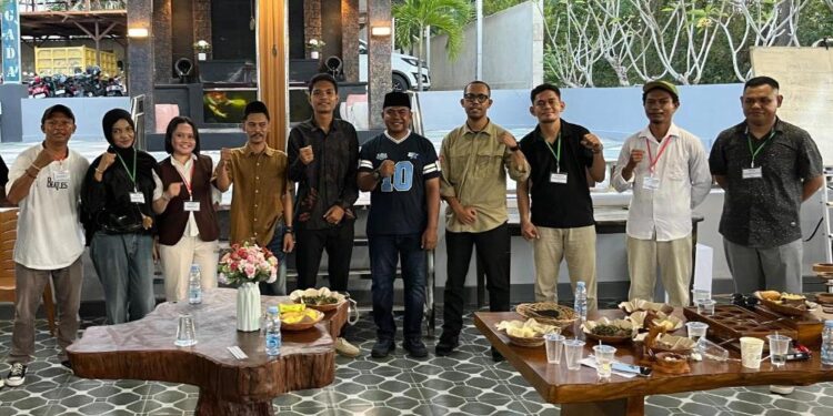Foto bersama tim formatur dan ketua IKB NTT dan ketua terpilih IKBP NTT