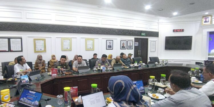 Rapat Komisi A dengan PT Badak LNG. (Dok: Cuitan)