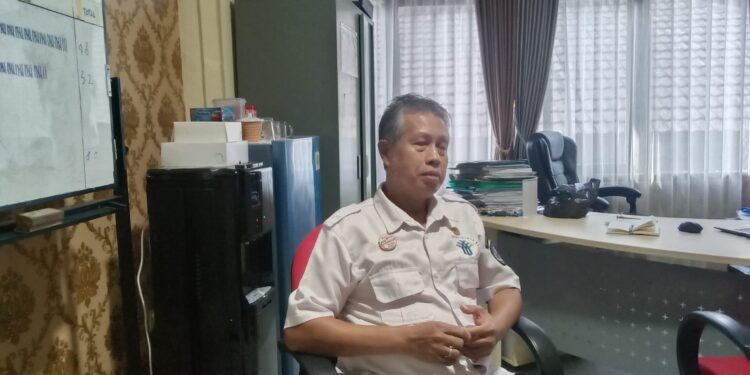 Pejabat Fungsional Ahli Madya Analis Kebijakan Bidang Penanaman Modal DPMPTSP Bontang, Karel,
