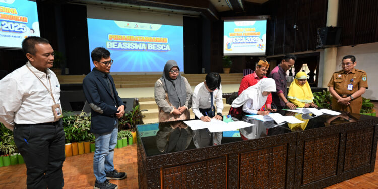 Program ini menjadi bagian dari kontribusi nyata perusahaan dalam mendukung pembangunan pendidikan dan memutus rantai kemiskinan melalui peningkatan akses pendidikan bagi masyarakat. Foto/Istimewa