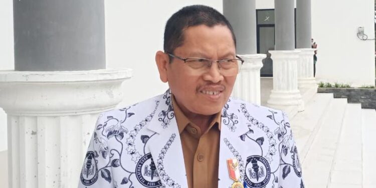 Sekretaris Disdikbud Bontang, Saparudin