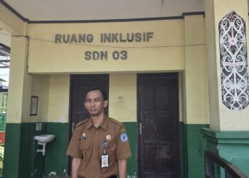 Kepala SDN 003 Bontang Utara, Abdillah