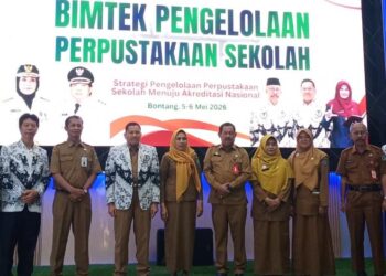 Persatuan Guru Republik Indonesia (PGRI) Kota Bontang bersama Dinas Pendidikan dan Kebudayaan (Disdikbud).