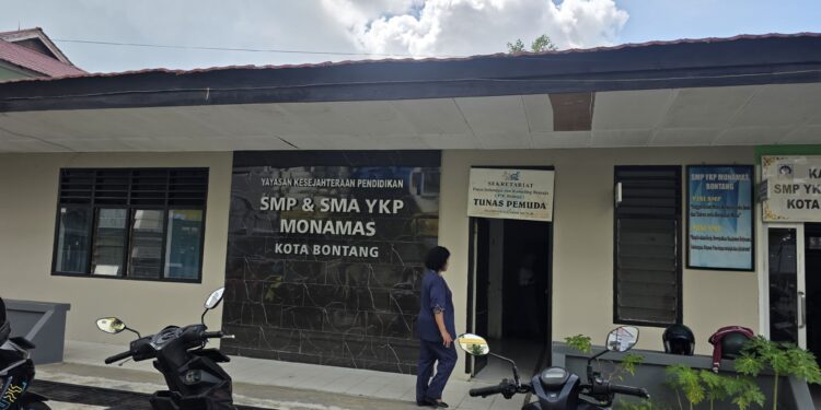 Gedung SMP Monamas Bontang