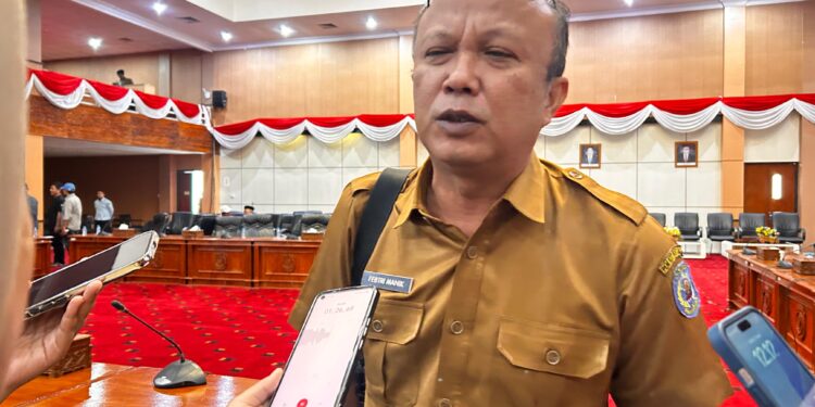 Koordinator Perizinan Ahli Madya DPMPTSP Bontang, Febtri Manik