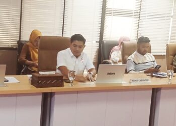 Ketua DPRD Bontang menerima berbagai aspirasi dari tenaga pendidik