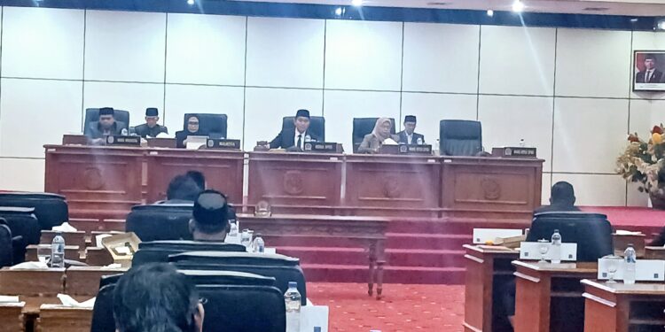 DPRD Bontang Gelar Paripurna Penyampaian Delapan Raperda dalam Propemperda 2026