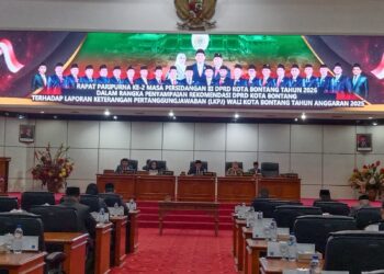Rapat paripurna III DPRD Kota Bontang