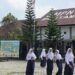Situasi di halaman sekolah SMPN 9