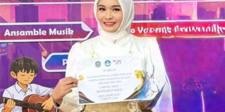 Nielfa Nilam Apriva, raih Juara 2 cabang solo vocal. (Ostimewa)