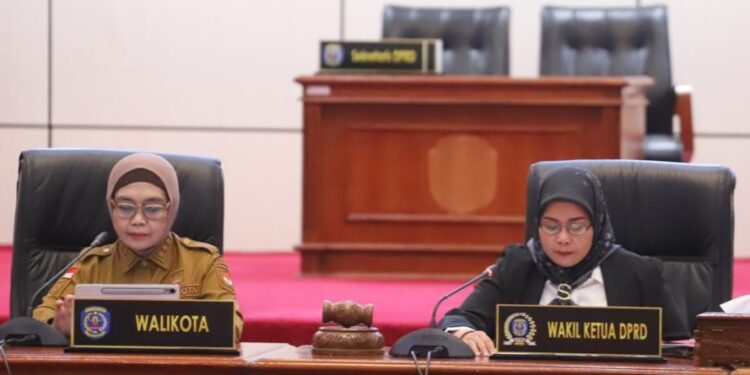 Rapat paripurna yang di pimpin Wakil Ketua I DPRD Bontang Sitti Yara. (Dok: Cuitan)