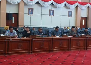 Rapat paripurna DPRD Bontang
