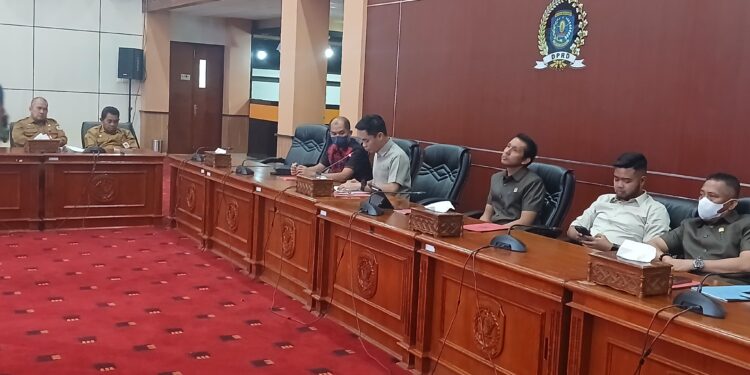 Rapat DPRD Bontang dengan Pemkot