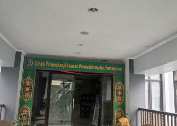 Tampak depan Kantor Perkim Bontang di Bontang Lestari